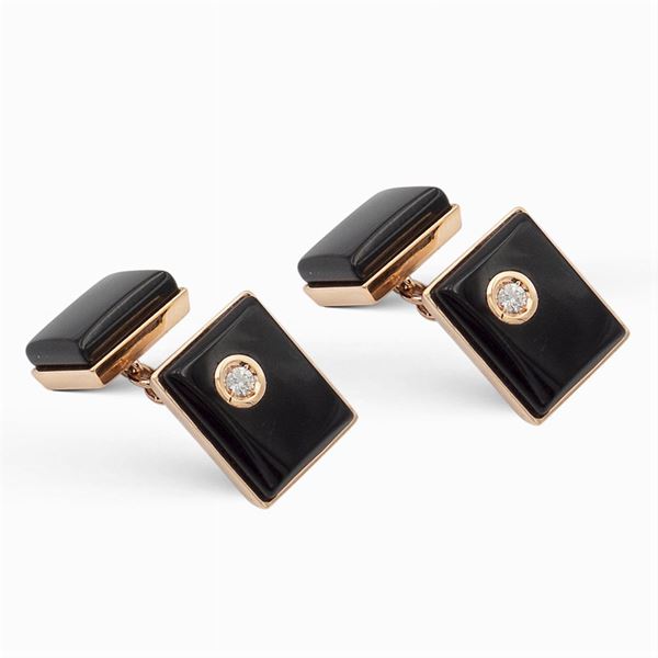 Gemelli doppi in oro rosa 18kt, onice nero e due diamanti