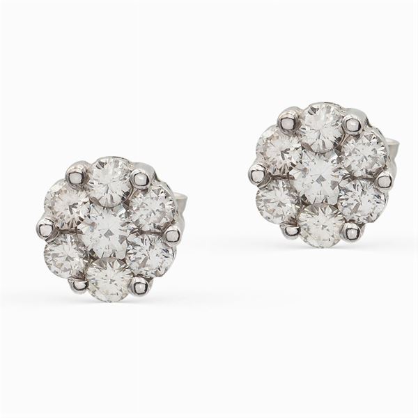 18kt white gold and diamond earrings