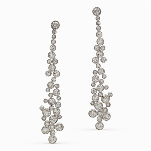 18kt white gold and diamond pendant earrings