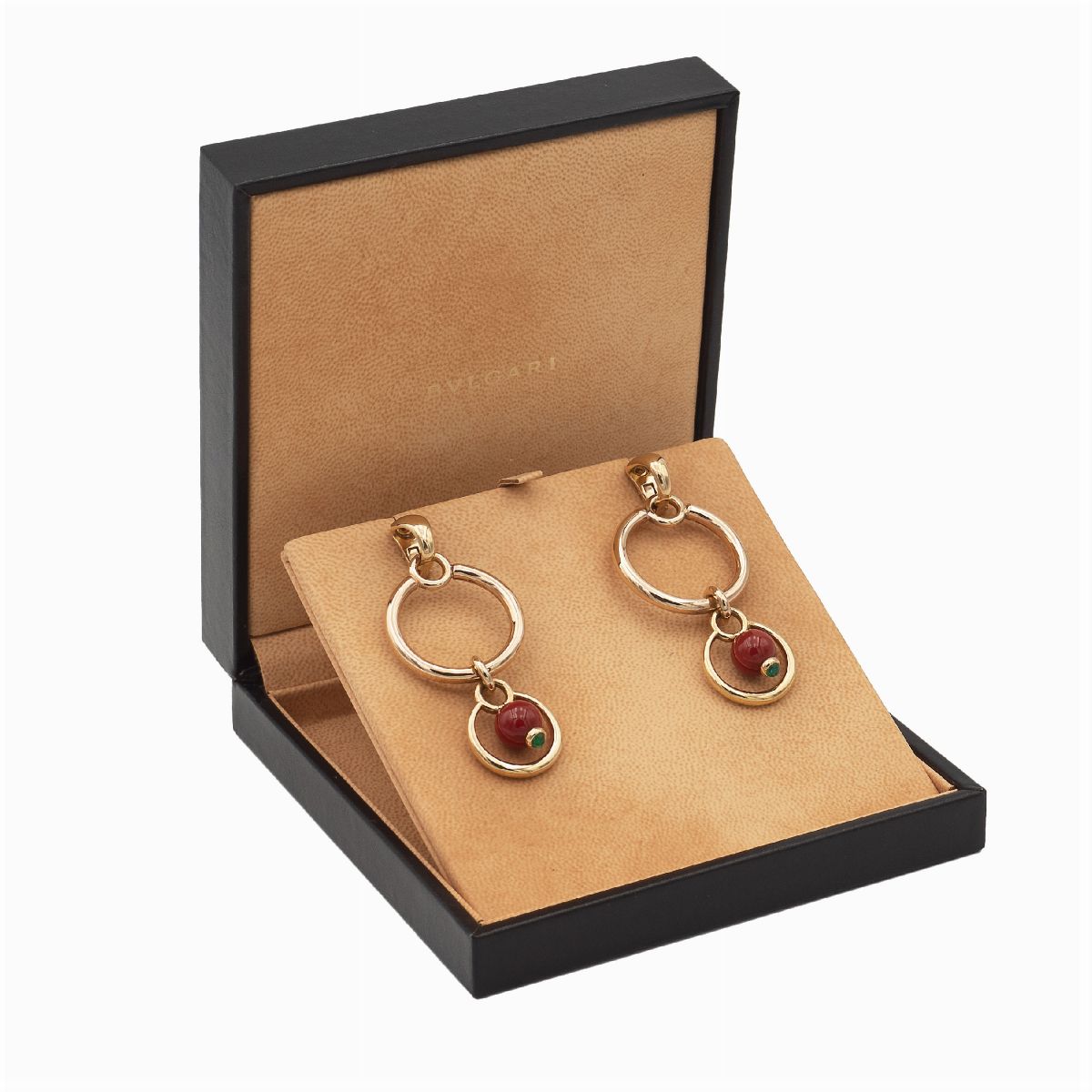Bulgari, Orecchini in Oro Giallo 18kt e Corallo