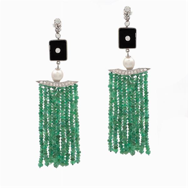 18kt white gold and diamond pendant earrings