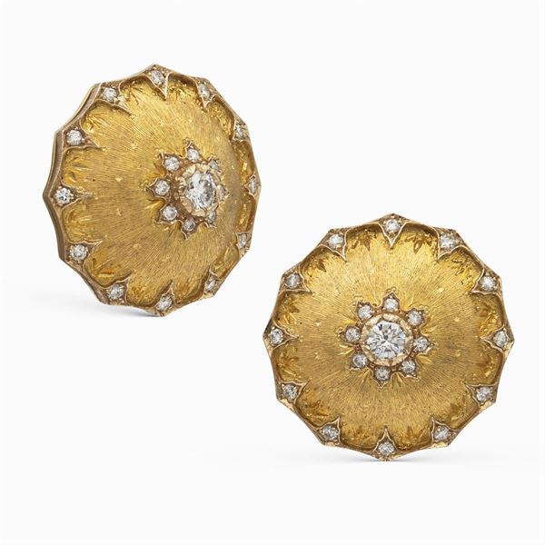 Mario Buccellati, orecchini in oro giallo 18kt e diamanti