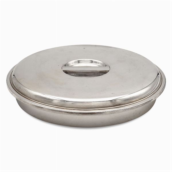 Silver risotto dish