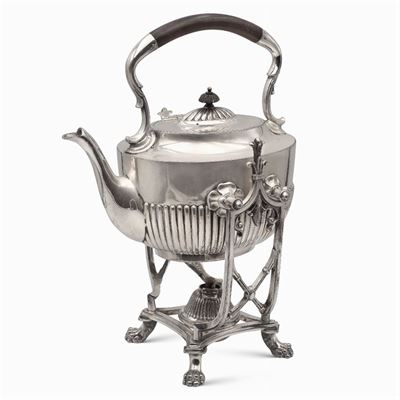Tea Kettle in Metallo Argentato