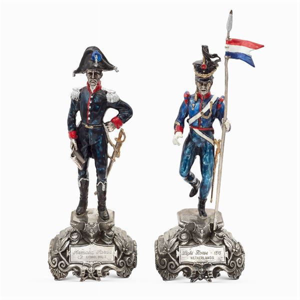 Pair of silver and polychrome enamel soldiers  (Italy, 20th century)  - Auction FINE SILVER AND THE ART OF THE TABLE - Colasanti Casa d'Aste