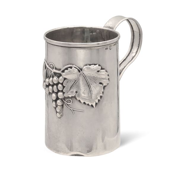 Silver mug  (Italy, 20th century)  - Auction FINE SILVER AND THE ART OF THE TABLE - Colasanti Casa d'Aste