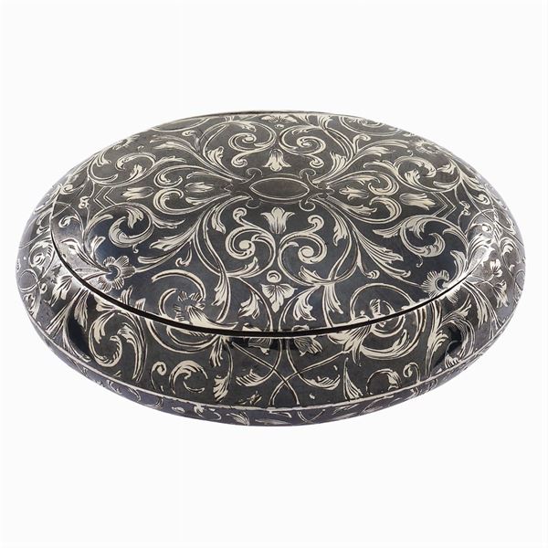 Tabacchiera in argento niellato