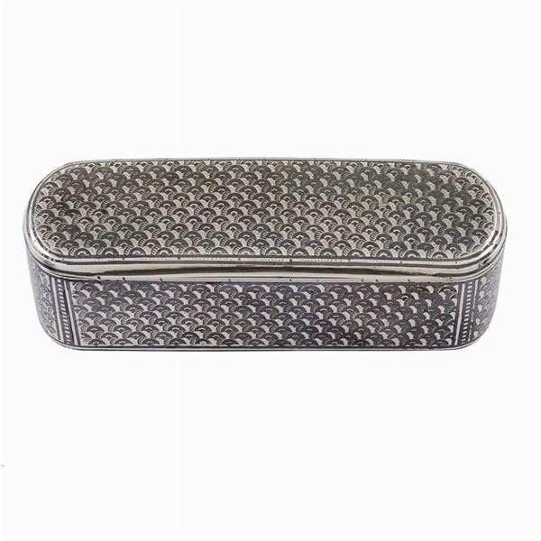 A silver niello snuffbox