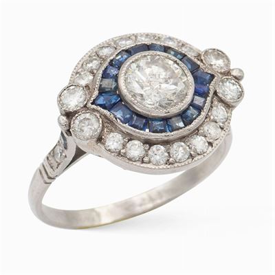Anello Decò in Platino Diamanti e Zaffiri