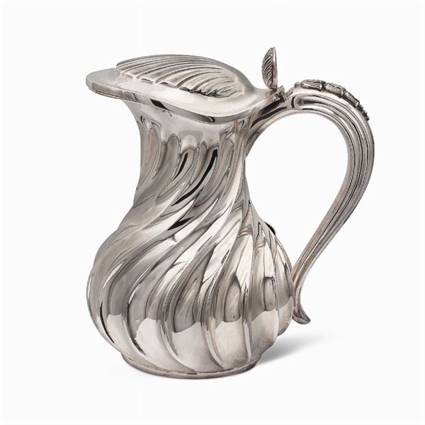 Caraffa in argento
