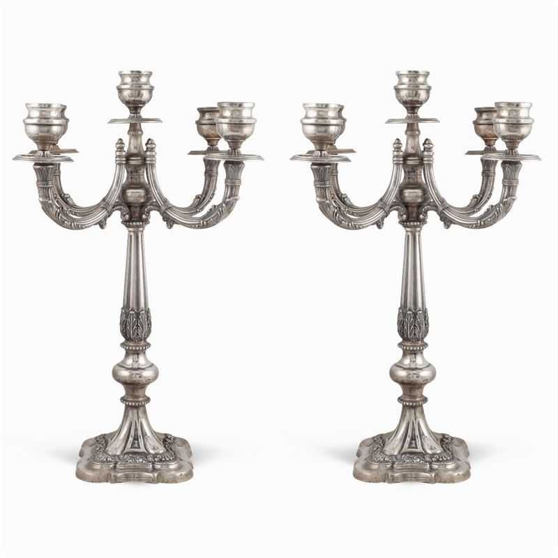 Coppia di Candelabri in Argento a 5 Luci