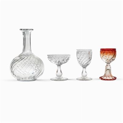 Baccarat Dépose, Servizio da Tavola in Vetro Trasparente e Colorato