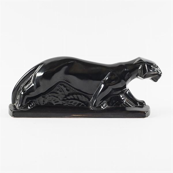 Scultura pantera in ceramica nera