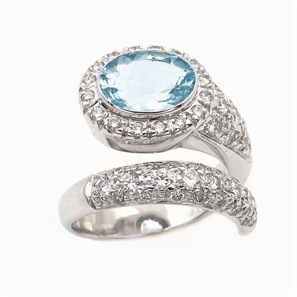 Anello a serpente in oro bianco 18kt con acquamarina