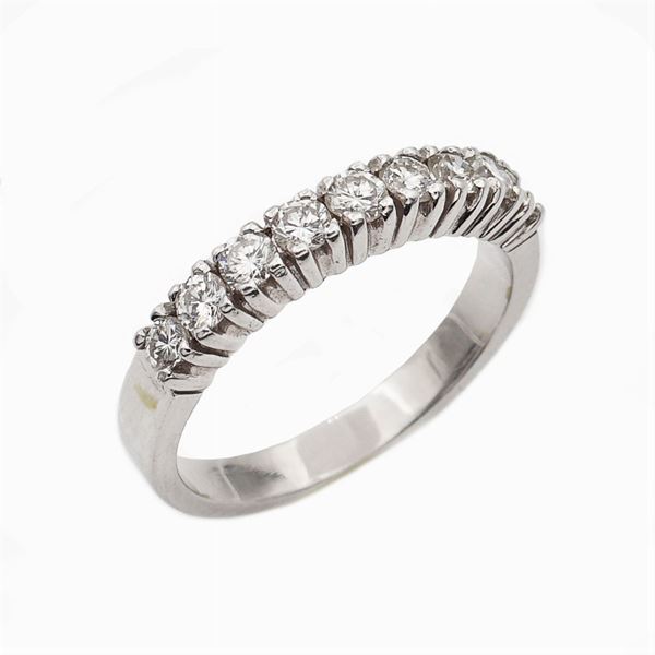 Anello riviere in oro bianco 18kt con nove diamanti