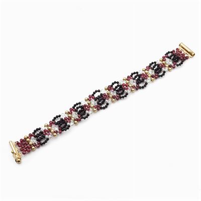 Bracciale in Oro Giallo 18kt, Cristallo di Rocca, Onice Nero e Granati