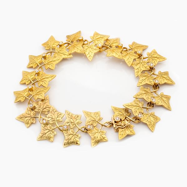 Bracciale a foglie di edera in oro giallo 18kt e diamanti  - Asta GIOIELLI E OROLOGI  - Colasanti Casa d'Aste