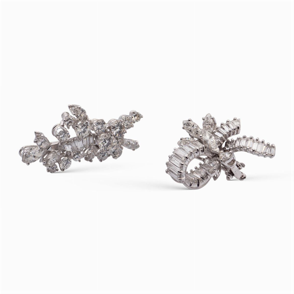 Orecchini Pendenti in Oro Bianco 18kt e Diamanti