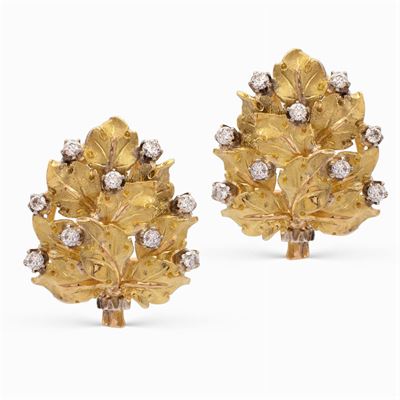 Orecchini a Lobo in Oro a Due Colori 18kt e Diamanti