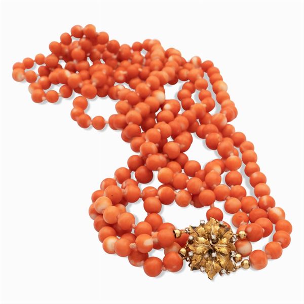 Buccellati, collana in corallo