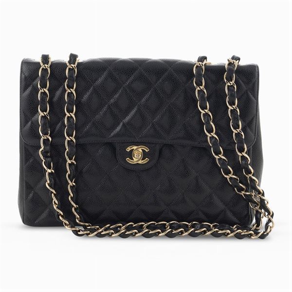 Chanel collezione Timeless Maxi Jumbo, borsa a tracolla