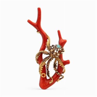 Giansanti, Spilla Scultura in Corallo e Oro Giallo 18kt
