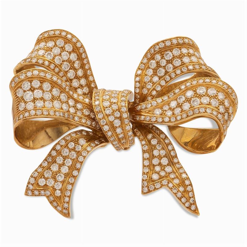 Spilla Fiocco in Oro Giallo 18kt e Diamanti