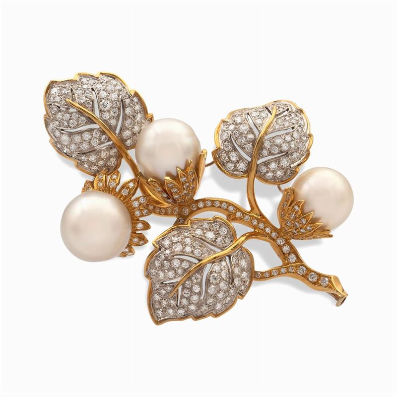 Spilla Ramage Floreale con Diamanti e Perle South Sea
