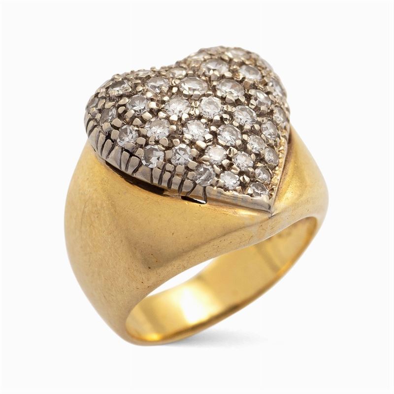 Anello a Cuore in Oro Giallo 18kt e Diamanti