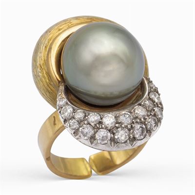 Anello in Oro Giallo e Bianco 18kt con Perla Tahiti e Diamanti