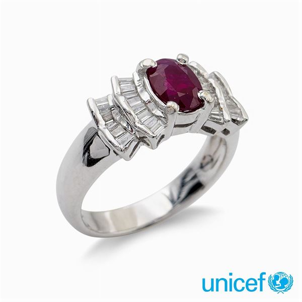 &#9830;Platinum ring with oval ruby circa 1,20 ct