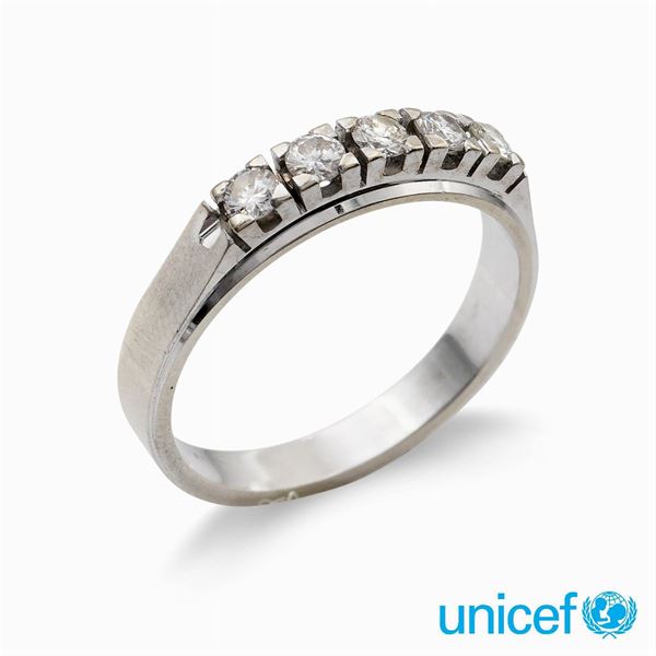 &#9830;Anello riviere in oro bianco 18kt e diamanti