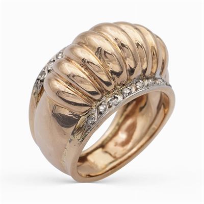 Anello Bombé in Oro Rosa e Platino