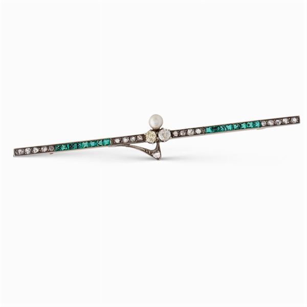 Platinum and 18kt yellow gold Deco' bar brooch