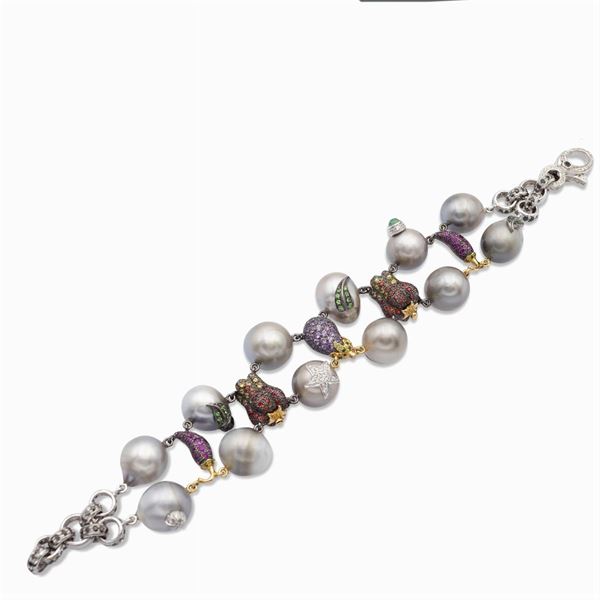 Bracciale Ortaggi in oro a tre colori 18kt e perle Tahiti e diamanti