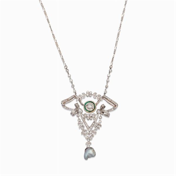 Pendente Liberty in oro bianco 9kt e rose di diamante