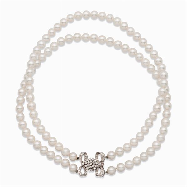 Two strands of cultured pearl necklace