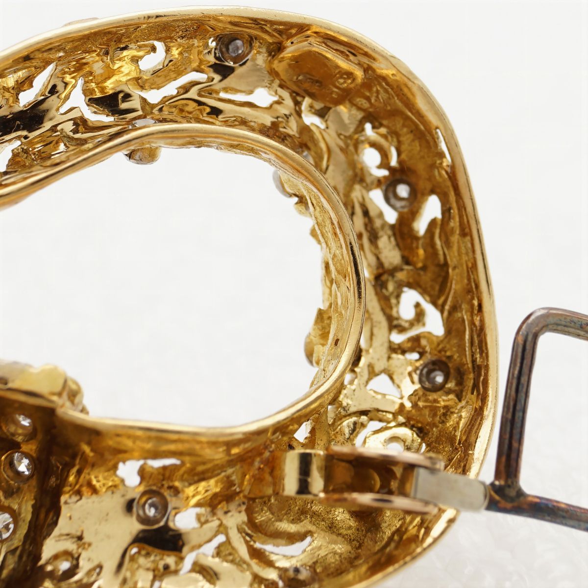 Zolotas, Spilla Leone Marino in Oro Giallo 18kt