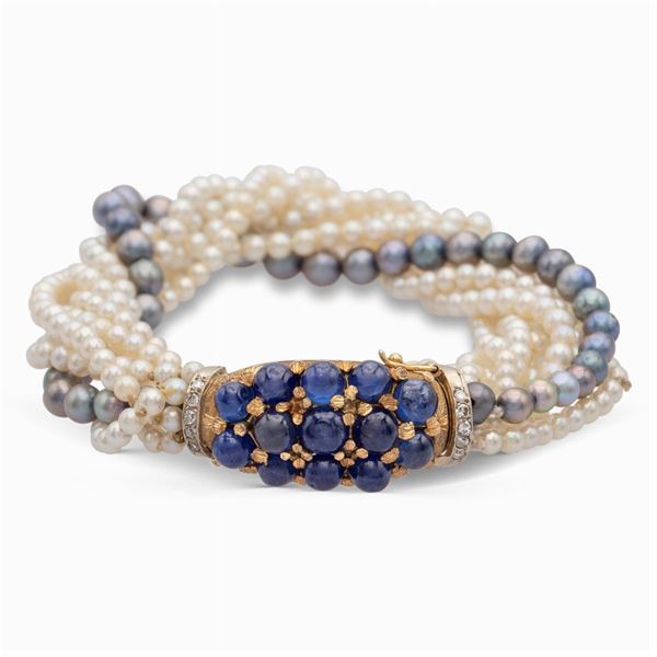 White and Tahiti pearl torchon bracelet