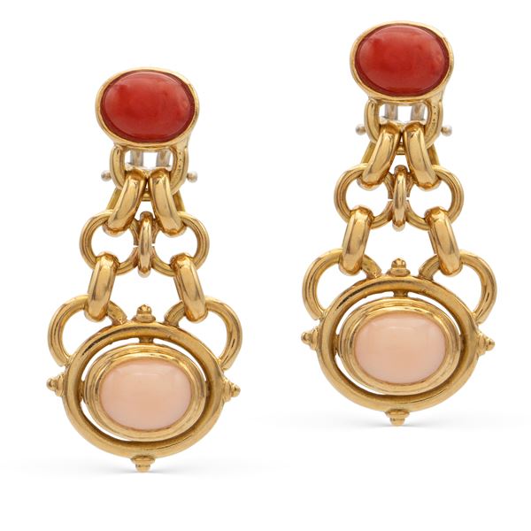 G. Veronesi, 18kt yellow gold and coral pendant earrings