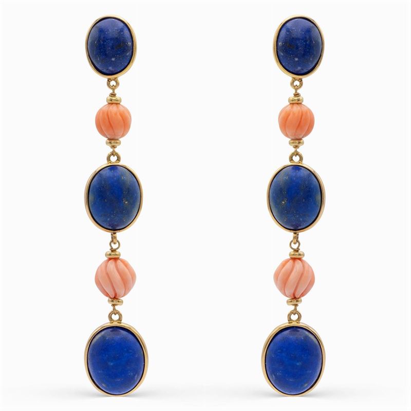 Orecchini Pendenti in Oro Giallo 18kt Lapislazzulo e Corallo Rosa