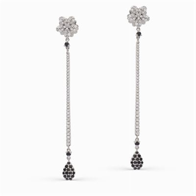 Orecchini Pendenti in Oro Bianco 18kt e Diamanti