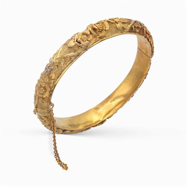 18kt yellow gold cuff bracelet