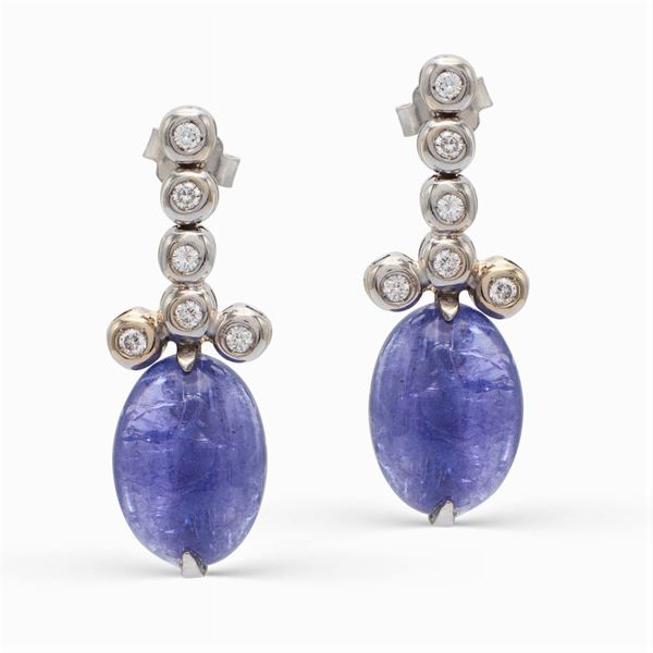 Orecchini pendenti in oro bianco 18kt diamanti e tanzanite
