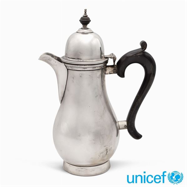 &#9830;Caffettiera in argento, collezione Petochi Roma