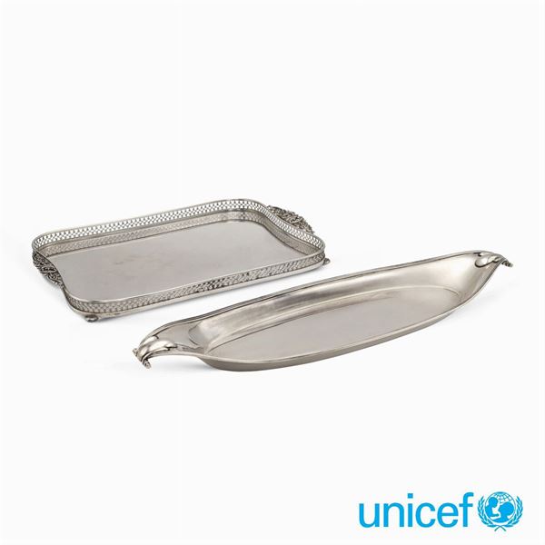 &#9830;group of silver objects (2)