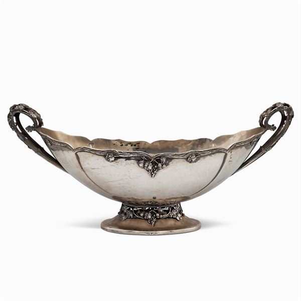 Silver centerpiece