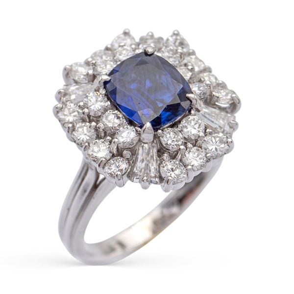 185kt white gold and oval briolet cut sapphire circa 1 ct ring