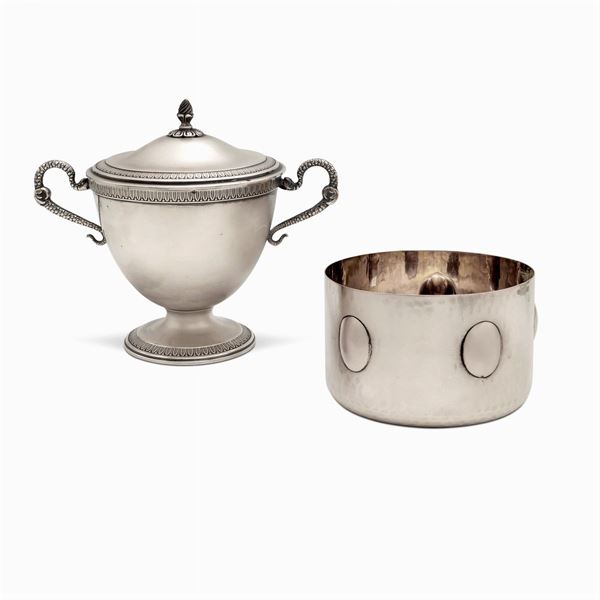 Group of silver objects (2)