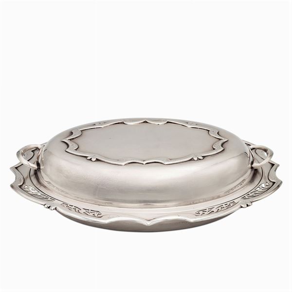 Silver metal vegetable dish